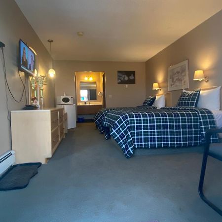 Ranchland Inn Nanton المظهر الخارجي الصورة