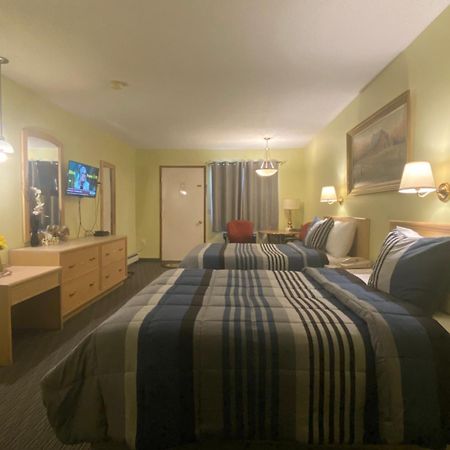 Ranchland Inn Nanton المظهر الخارجي الصورة