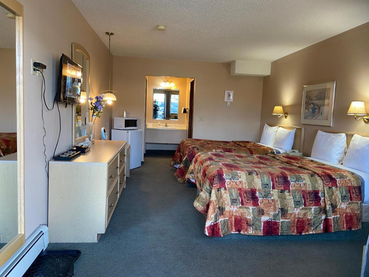 Ranchland Inn Nanton المظهر الخارجي الصورة