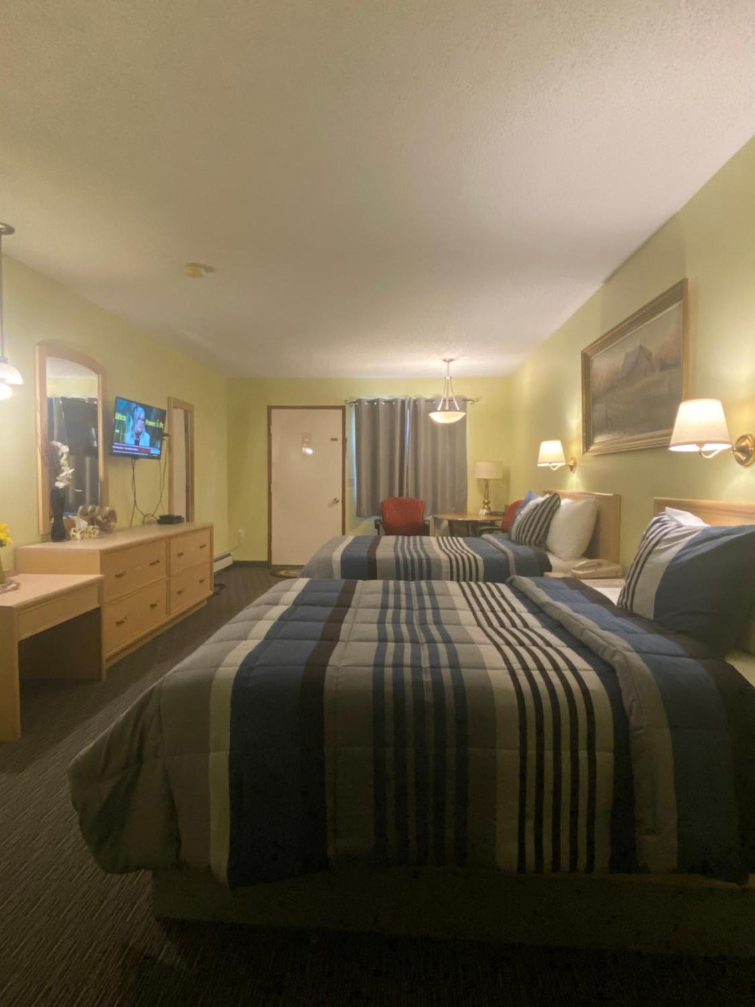 Ranchland Inn Nanton المظهر الخارجي الصورة